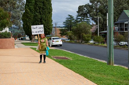 1. Linda Brescia, Roving Performance, photo Gus Armstrong 2017 